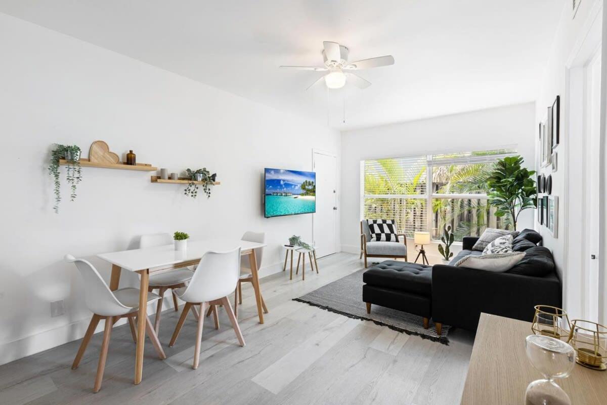 Charming 2 Bedroom Apartment In Victoria Park Fort Lauderdale Exterior foto